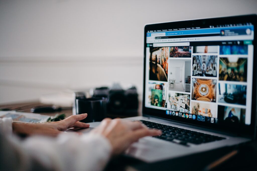 Laptop for professional photography